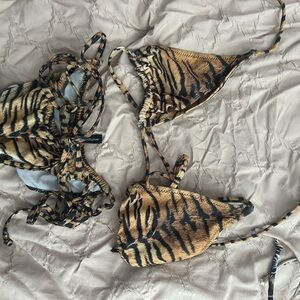 Tiger Print and sparkly bikini set !